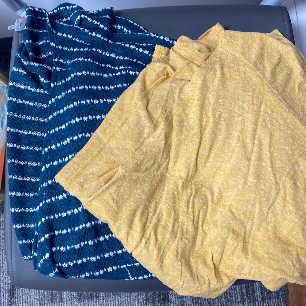 Lot of 2 Lularoe Lindsay kimono